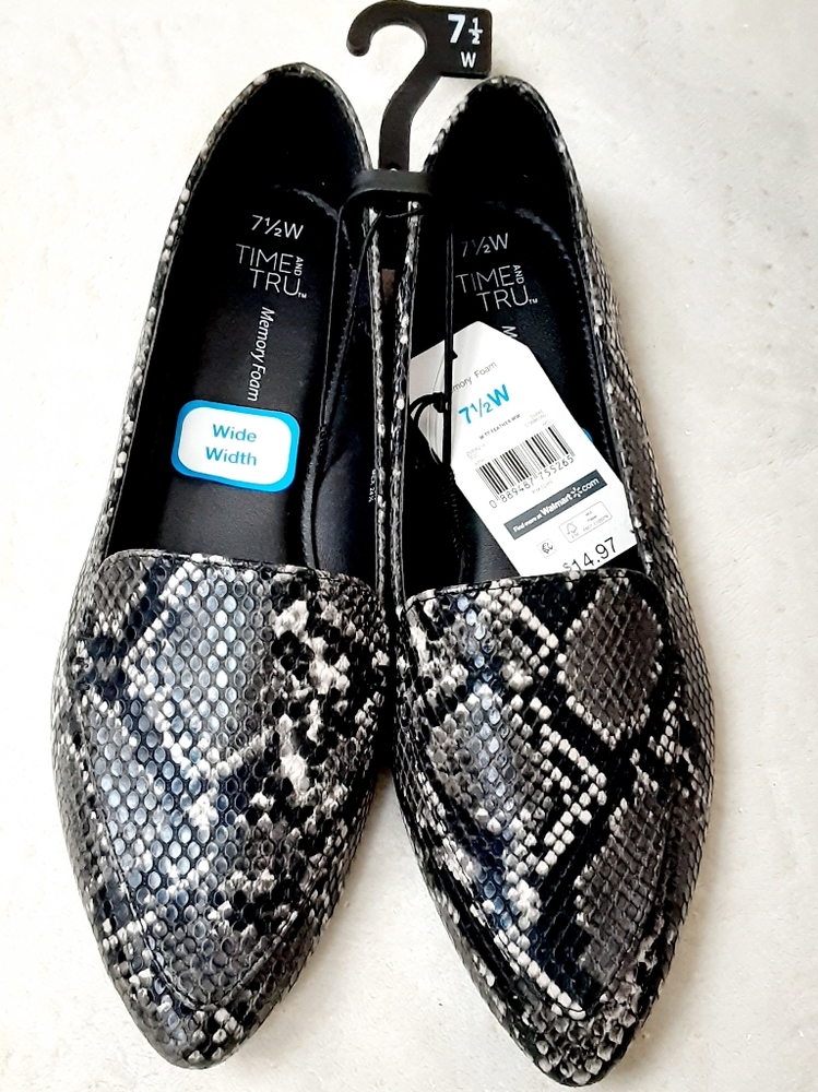 Women's faux snake print pointed Flats